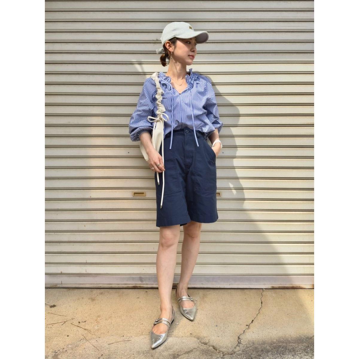 Plaste typewriter ruffle blouse S size