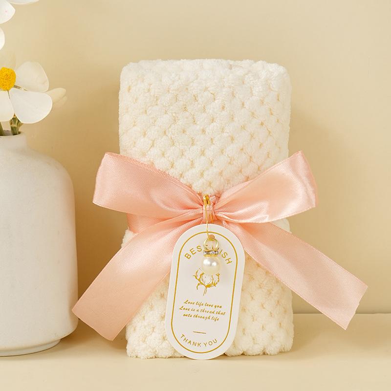 Wedding Cake Wedding Ceremony Gift Towel Coral Velvet Baroque Towel Multicolor Optional Gift