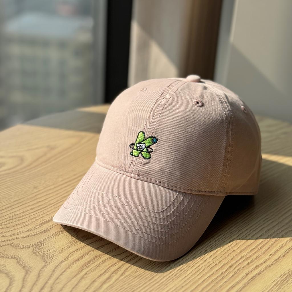 Koreanischer Stil Frühling und Sommer Weiches Oberteil Buchstabendruck K Bestickte Baseballkappe für Herren, Trendiger Outdoor-Sport Sonnenschutz, Gesichtsformend Lässig