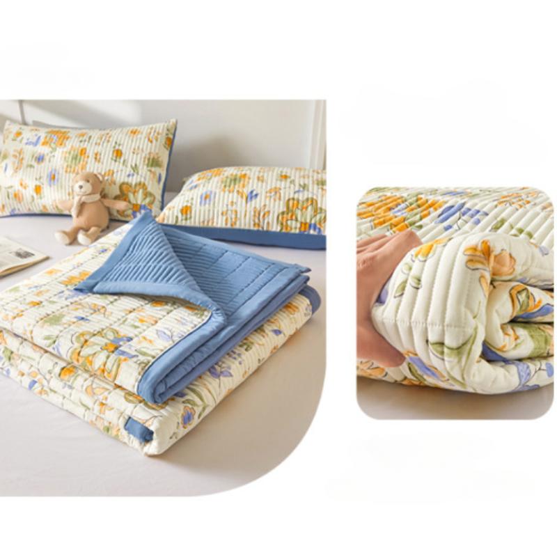 3 Pcs Cotton Home Bed Linen Set Small Floral Non-slip Bed Sheet Thickened Quilted Bedspread Solid Color Bedding Set