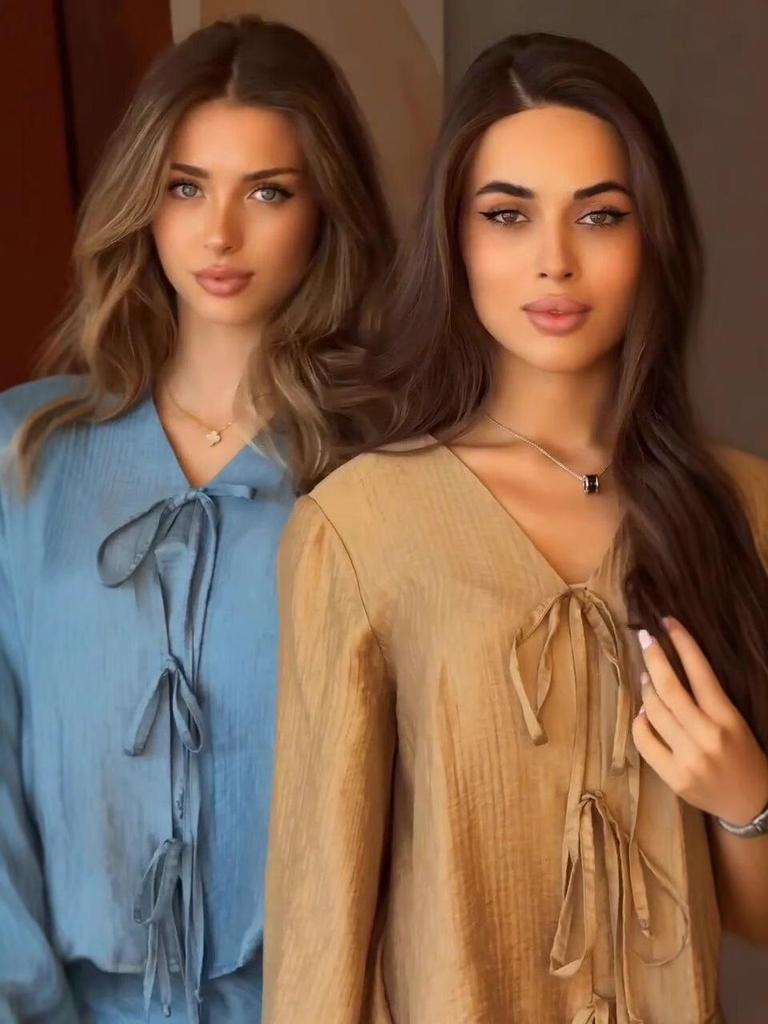 Damenmode Frühherbst 2025: Schnür-Top und figurbetonter Midi-Rock Set