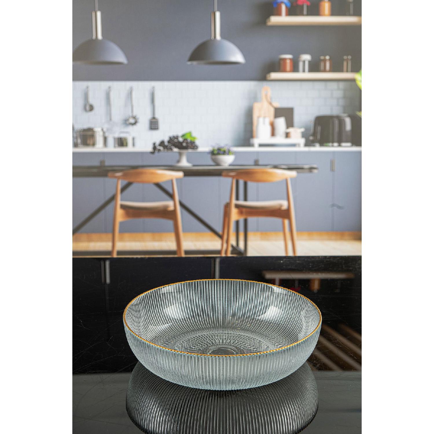 

Round Gilded Gold Glass Service Bowl білий