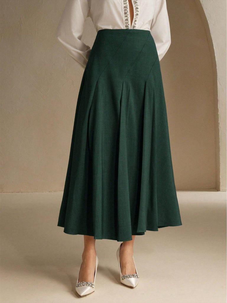Asymmetrical Pleated Elegant Women's Hip-Hugging Skirt - Europe 2025 Fashion