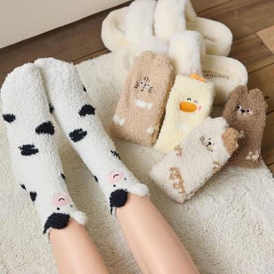 Herbst- und Winter-Korallenfleece-Socken, Damen-Socken mit Cartoon-Stickerei-Tieren, Warme Haussocken zum Schlafen, Kniehohe Socken für die Zeit nach der Geburt