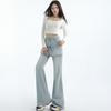 Jeans Acampanados Spicy Girl Primavera 2025 para Mujer – Azul Claro, Pantalones Largos con Fondo Blanco