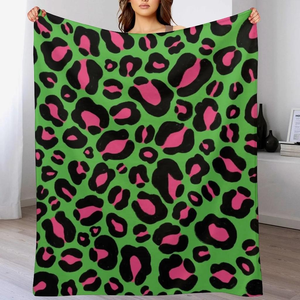 Green Leopard Pattern Throw Blanket Cozy Sofa Blanket for TV Watching Napping