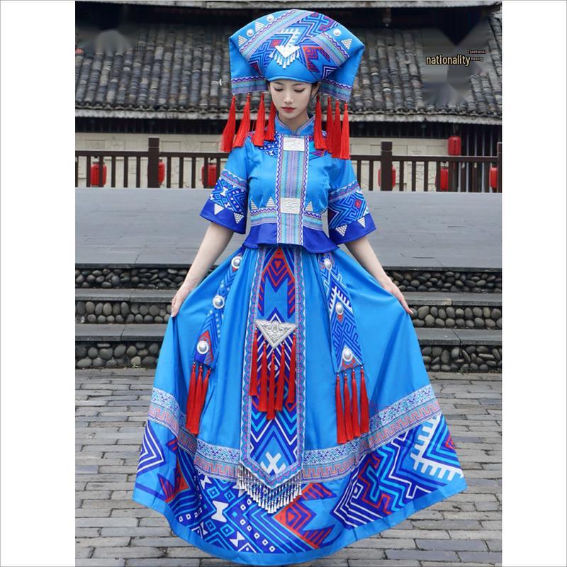 Zhuang Ethnic Dance Performance Costume Set