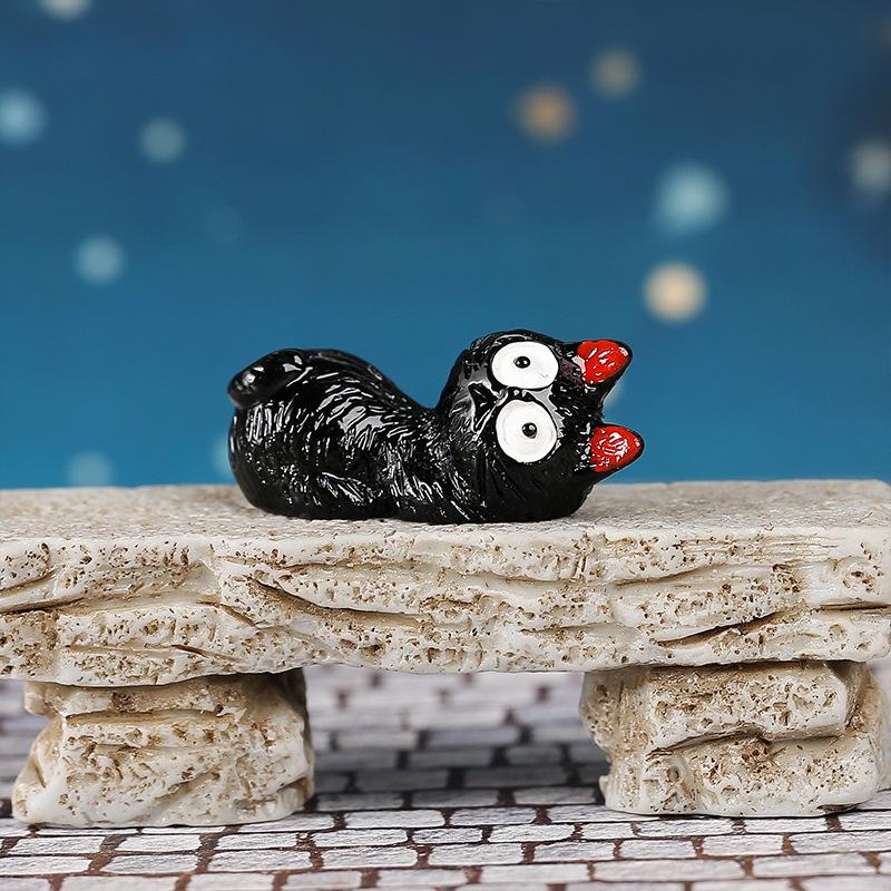 Halloween Cute Black Cat Resin Figurine for Micro Landscape and Cartoon Decor