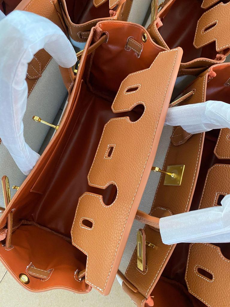 Γυναικεία Εμβληματική Τσάντα Tote Color-Block Φθινόπωρο/Χειμώνας 2025