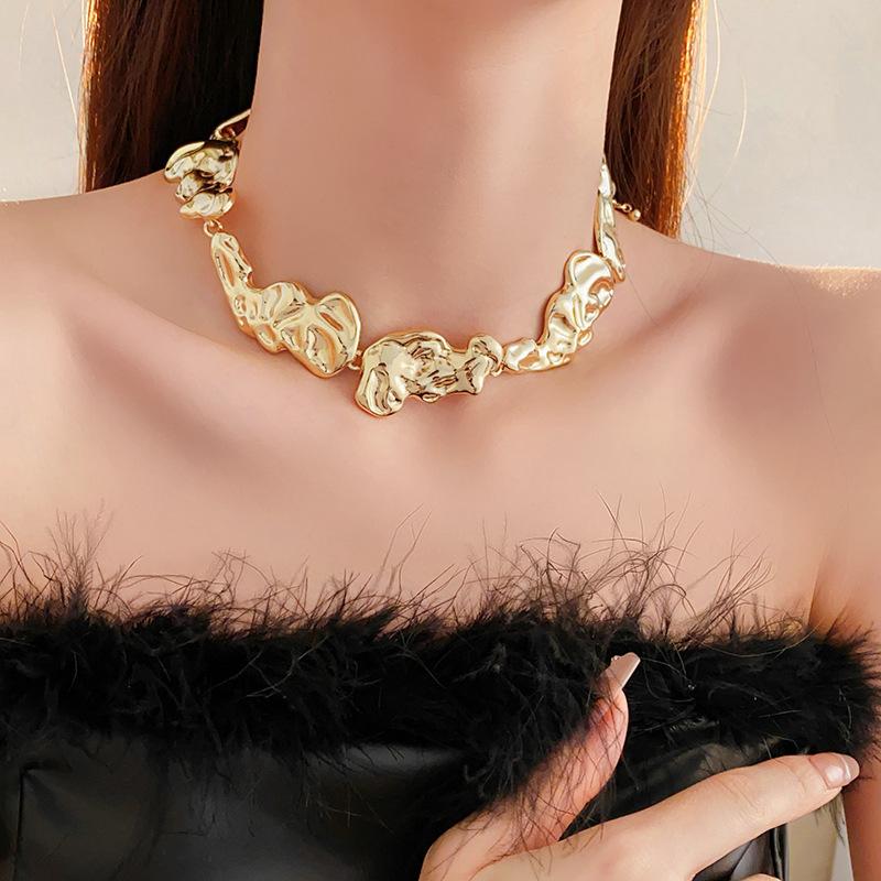 Неправильная плиссировка Металлические вставки Холодный стиль Персонализированное ожерелье necklace золотой