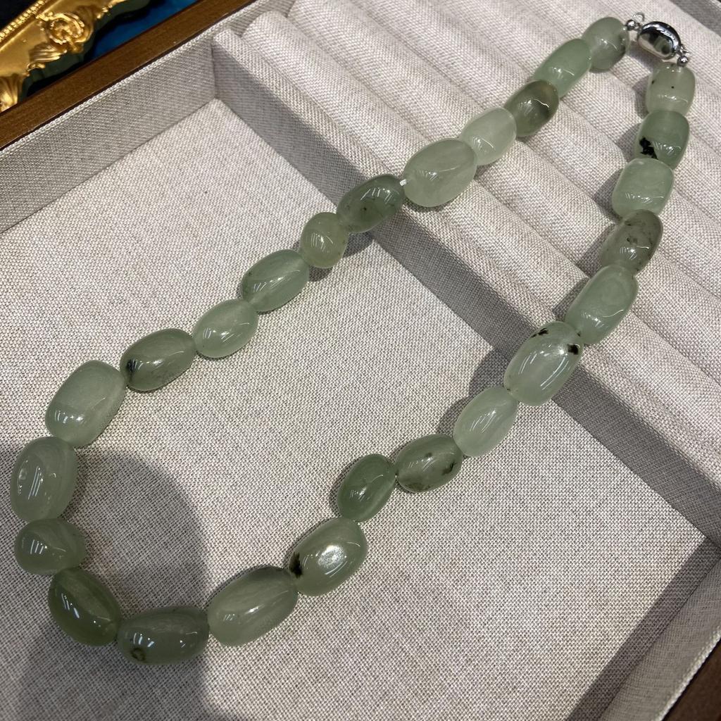 Special-Shaped Natural Stone Green Dongling Crystal Beaded Necklace Special-Shaped Irregular Crystal Colored Stone Necklace Female Personality Design