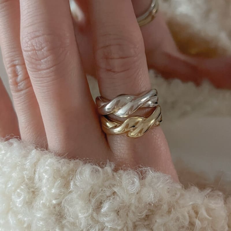 BettyU 925silver Twist Volume Ring