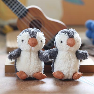 Bonecas e peluches – Peluches