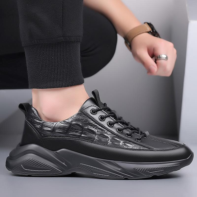 2025 New Sports Leather Shoes Men's Alligator Pattern Casual Popcorn Black One-pedal Shoes Men