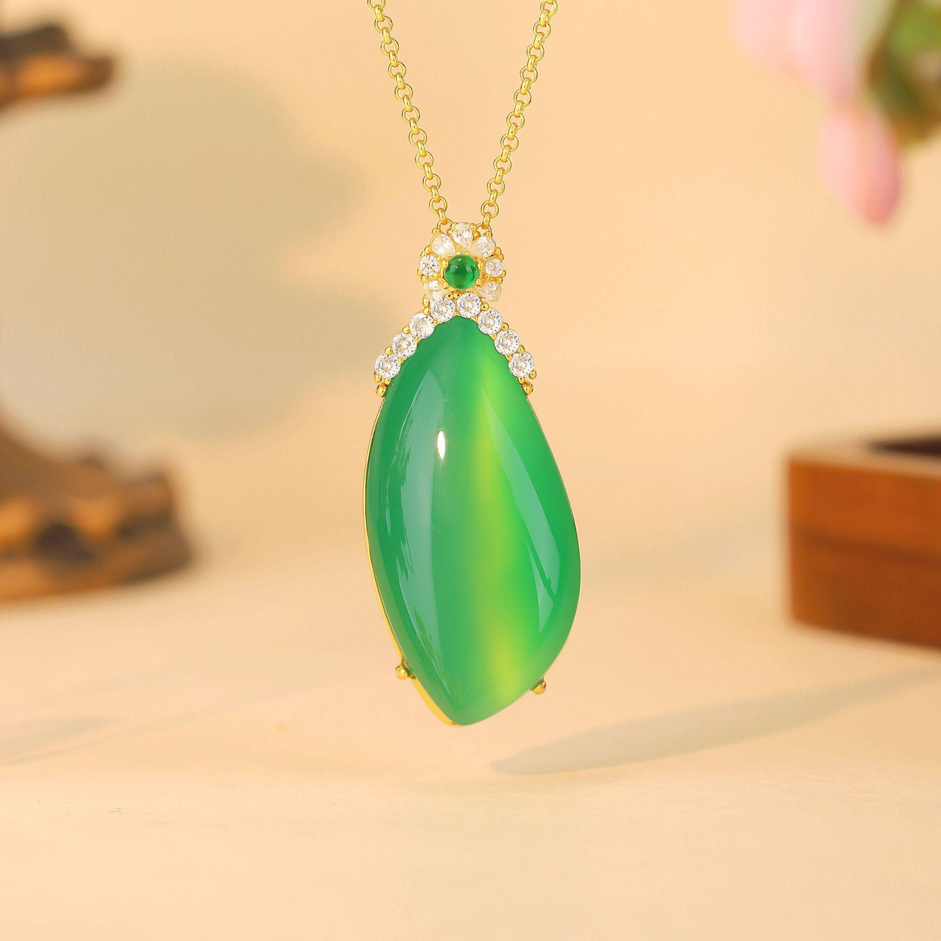 Zhengyang Green High Ice Type Imitation Jade Pendant Necklace - Beauty Gift for Mother s Day Electroplated Gold