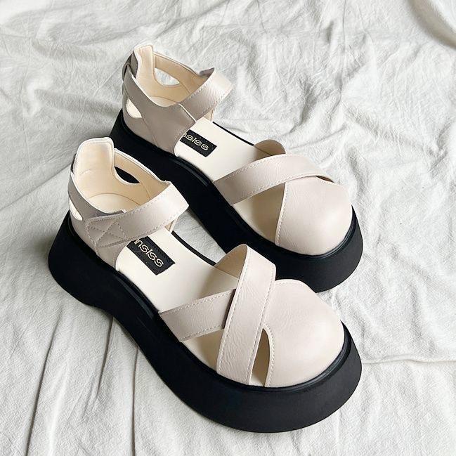 Sandales romaines à tête de sac à semelle épaisse pour femmes automne nouveau à semelle épaisse creuse à semelle souple antidérapante confortables chaussures cage à cochon