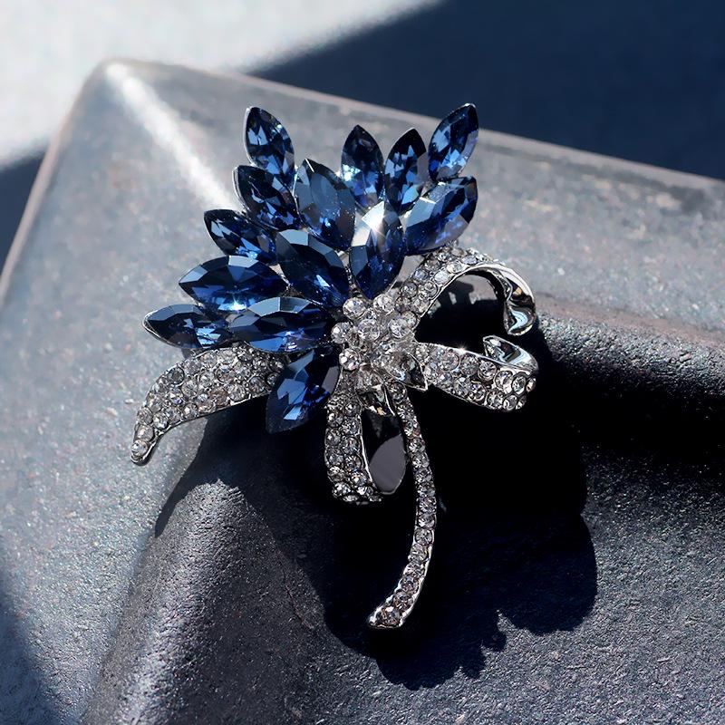 Dilly Snow Shiny Crystal Bauhinia Brooch - Elegant European and American Style Jewelry Accessory