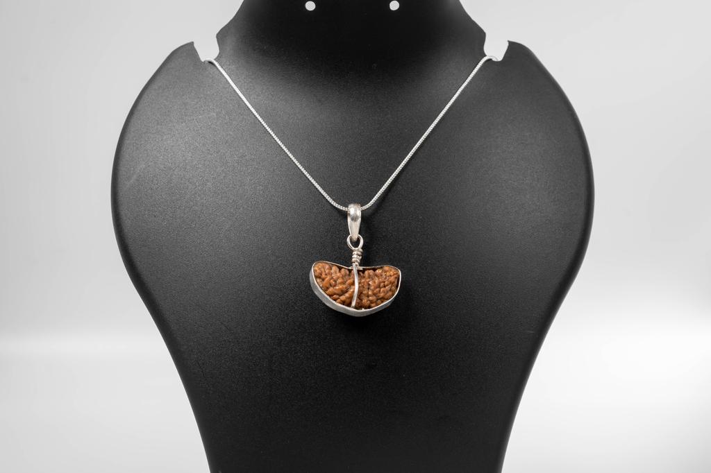Natural 1 Mukhi Rudraksha (Kaju Dana) Pendant In 925 Silver | Pendant for Moksha, Enlightenment, Crown Chakra & Shiva Energy | Lab Certified