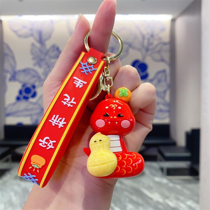 New Year's God of Wealth Hat, Snake Keychain, Female Cute Exquisite Trendy Doll Schoolbag, Keychain Pendant.