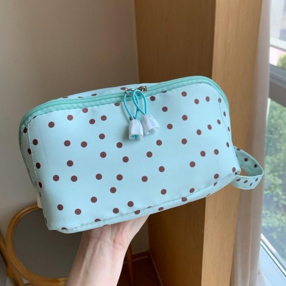 Large Capacity Polka Dot Makeup Bag Portable Toilet Bag Fashion Cosmetic Bag Women Outings