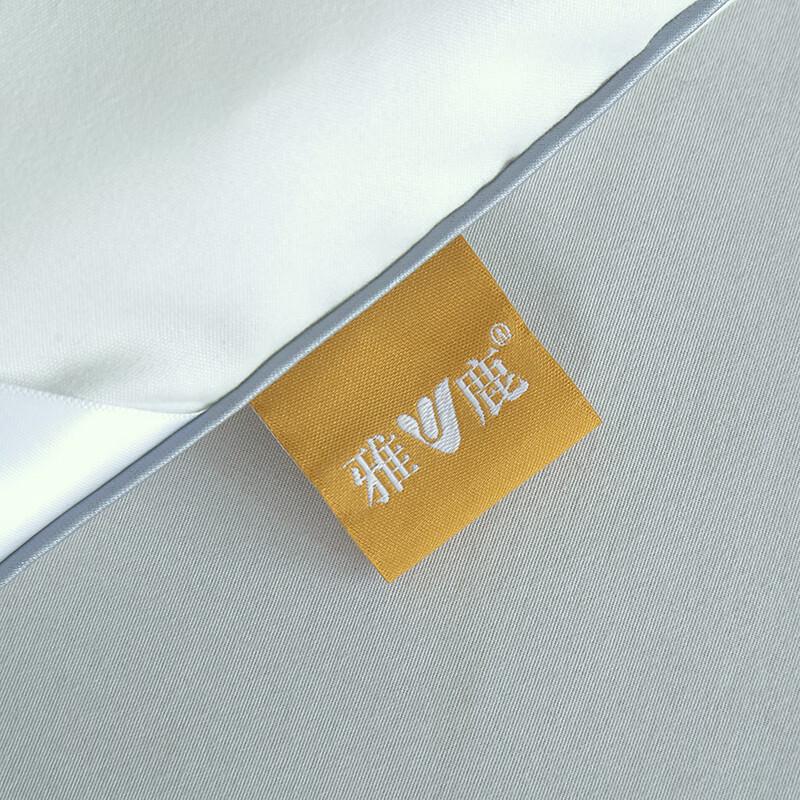 Yalu Floral Leaf Winter Quilt