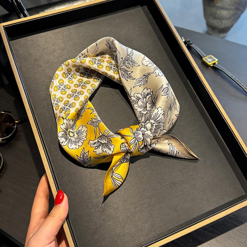 New mulberry silk scarf thin small square scarf spring and summer splicing retro high-end women's silk printing scarf