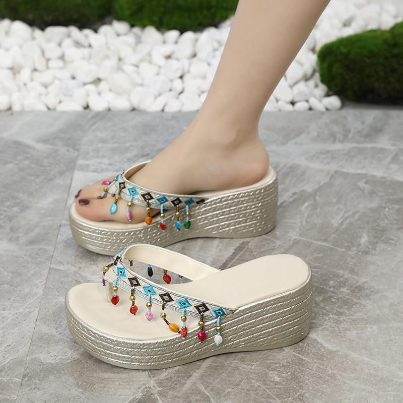 2025 Summer New Women's Slippers Ethnic Wind Slope Heel Comfortable Toe Flip-flops Fringed Decorative Elegant Beach Shoes