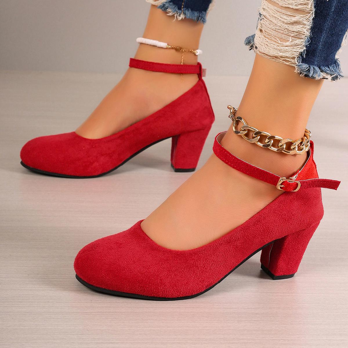 2026 Spring/Fall European American Plus Size Chunky Heel Buckle High Heels Women s Fashion Shoes 36 красный