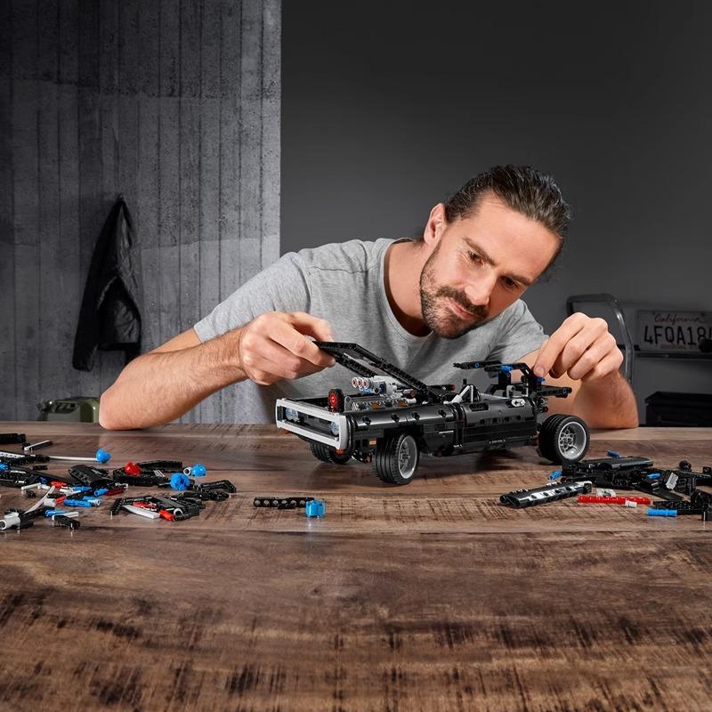 Juego de bloques de construcción mecánicos de 1077 piezas para carreras, juguetes educativos para niños, modelo para ensamblar, regalos para fiestas y Navidad.