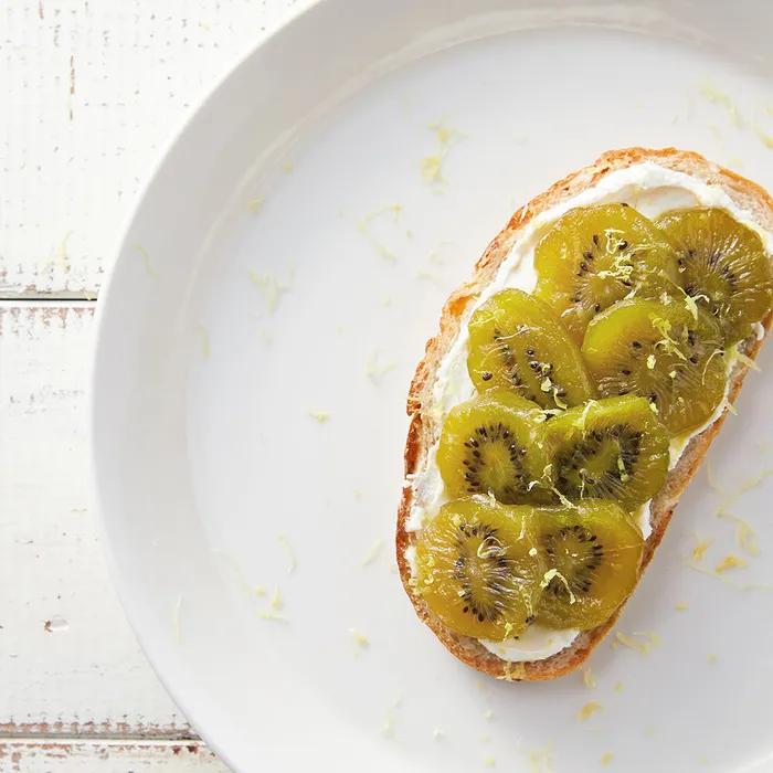 Sugar-Free Xylitol Kiwi Compote