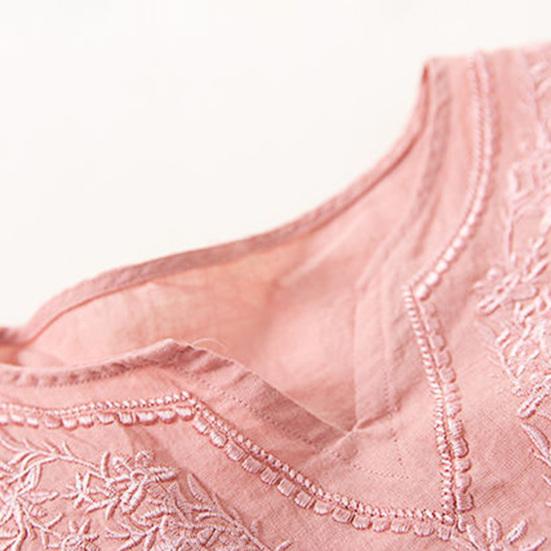 Women Tops V-Neck Short Sleeve Embroidery Flower Pattern Pullover Tops Solid Color Loose Fit Casual T-shirt Daily Wear