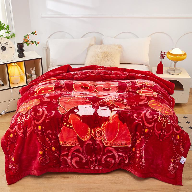 E-commerce Thickened Double-Layer Raschel Blanket: Red Wedding, Office Nap, Sofa Cover