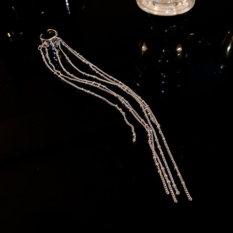 

Irregular geometric fringed earbone clip cold wind earrings Korean niche fashion temperament earrings women