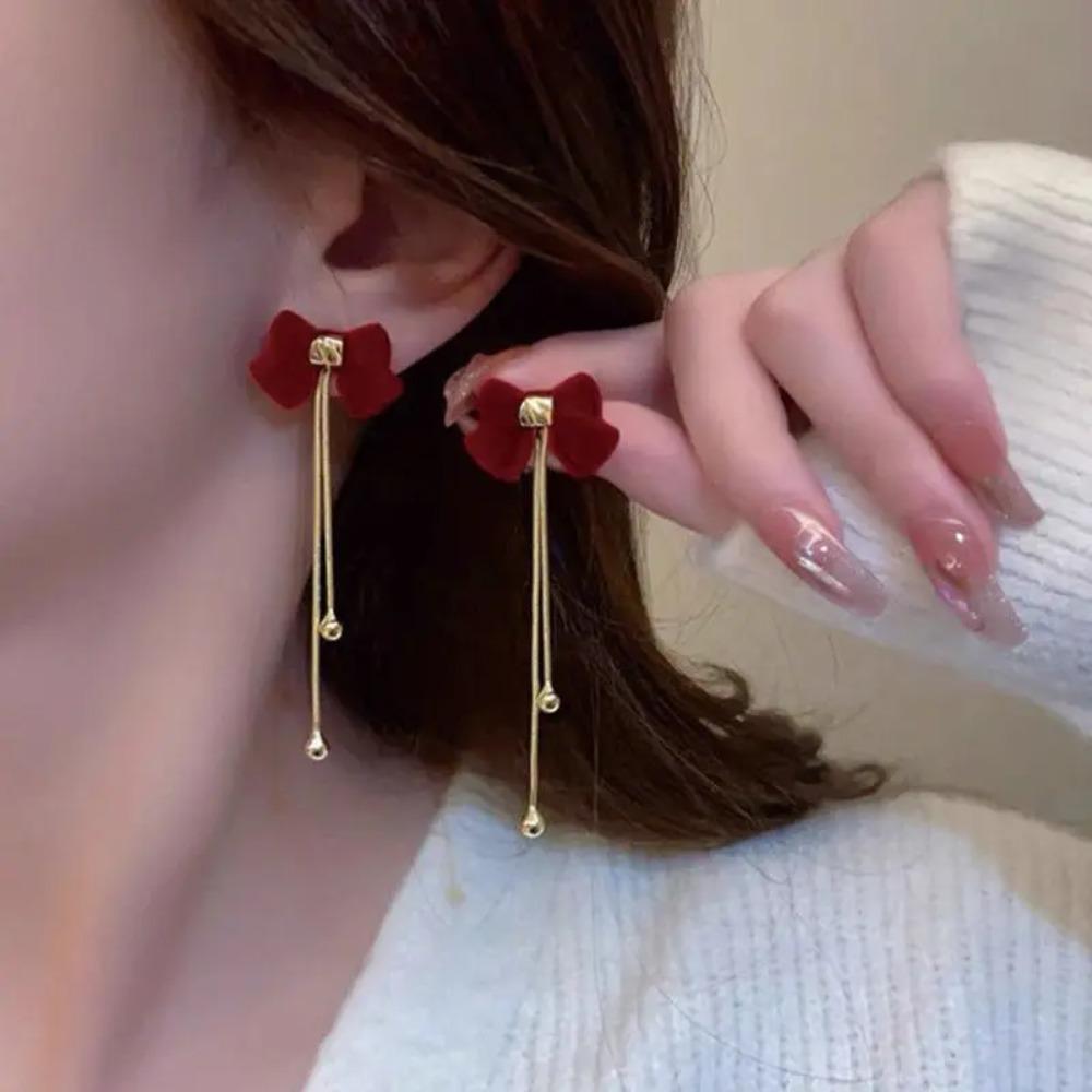 New Wine Red Velvet Rose Pearl Earrings for Women Vintage Red Rose Elegant High-end Studs Earrings Jewelry Accessories