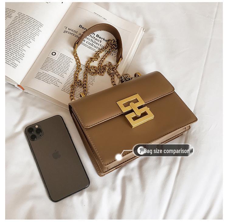 Trendy Retro Women's Single-Shoulder Chain Bag with Lock Buckle
