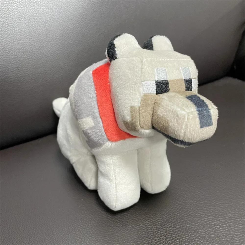 

Pixel Style Wolf Figure Cute Animal Creative Game-Inspired Decor Collectible Gift for Kids Room Desktop Ornament