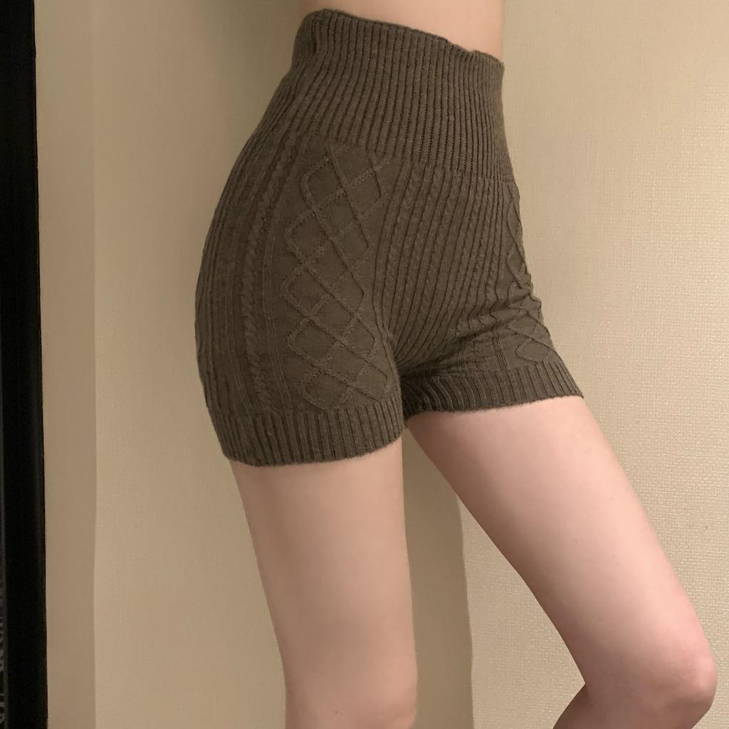 Autumn And Winter Comfortable Anti-glow Shorts Knitted Fall And Winter High Waist Simple Solid Color Bottoming Safety Pants