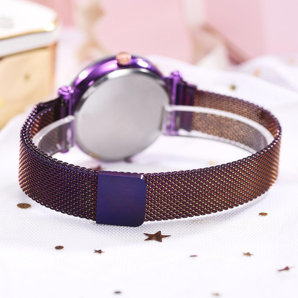 Women Sky Starry Luminous Watch Roman Numerals Quartz Watch Magnet Wristwatch