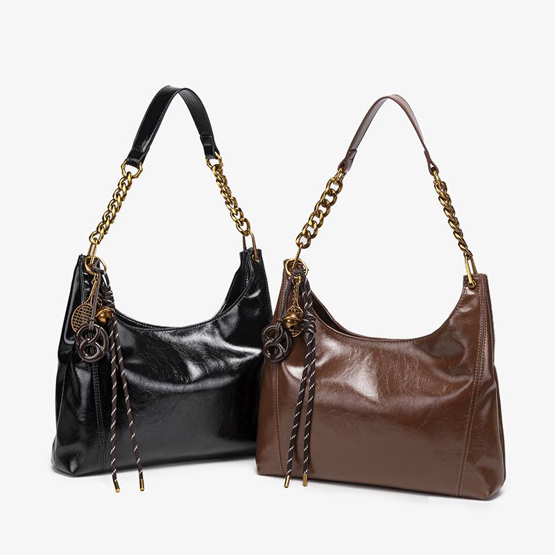 Large Capacity Commuter Women'S Bag Tote Bag Autumn And Winter High Sense Niche Retro Crossbody Shoulder Armpit Bag