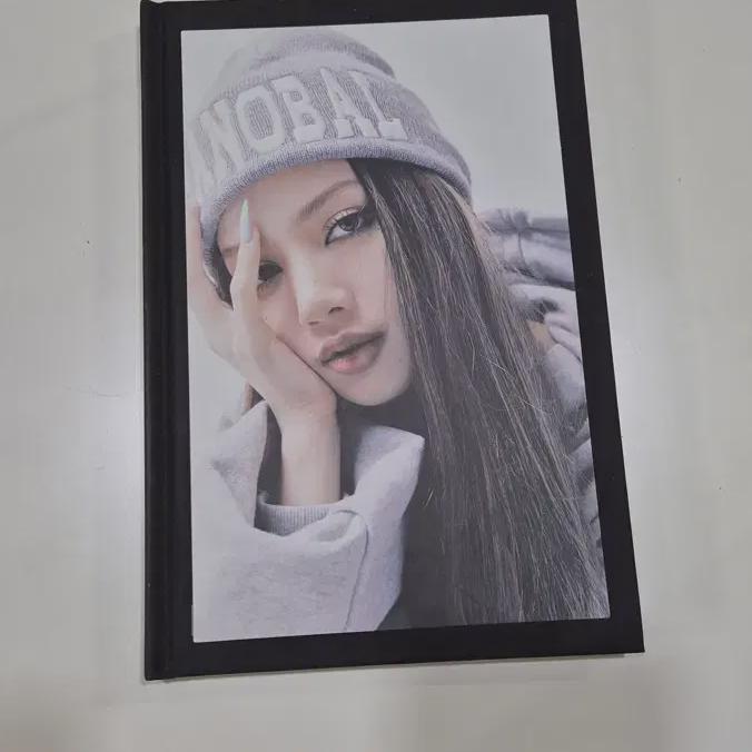 

Blackpink Lisa Lalisa Elbum Photobook