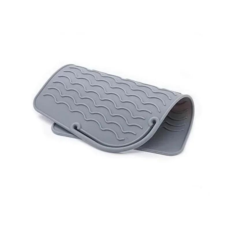 Portable Silicone Heat Resistant Mat Hair Straightener Curler Insulation Pad Non-Slip Anti Heat Mat Hair Styling Tool For Travel