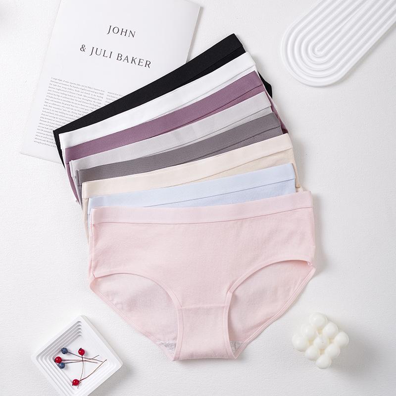 Women's Pure Cotton Underwear Mid Waist Briefs Breathable Hip Hugging Triangle Panties