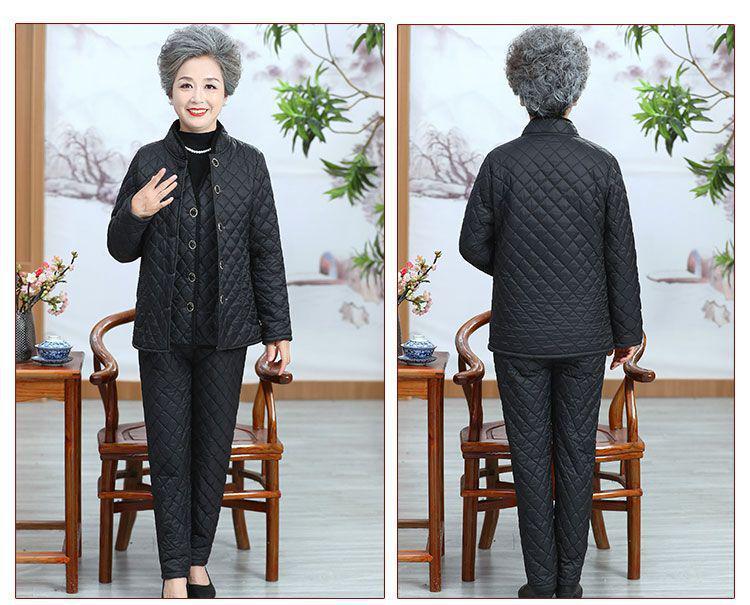 Warm Velvet Cotton Suit for Mom and Grandma: Autumn/Winter Three-Piece Set for Mature Women
