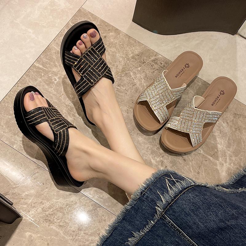 Fashion Fashionable Women's Thick Bottom Slippers Summer Outerwear Trendy Increasing Net Red Explosion Style Flat Sandals