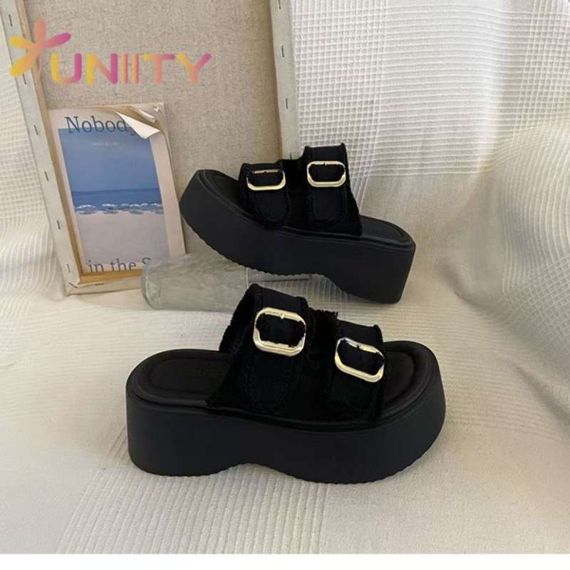 Thick-soled muffin sandals women's 2025 new versatile denim cloth slippers sports Roman sandals European goods trend increases women