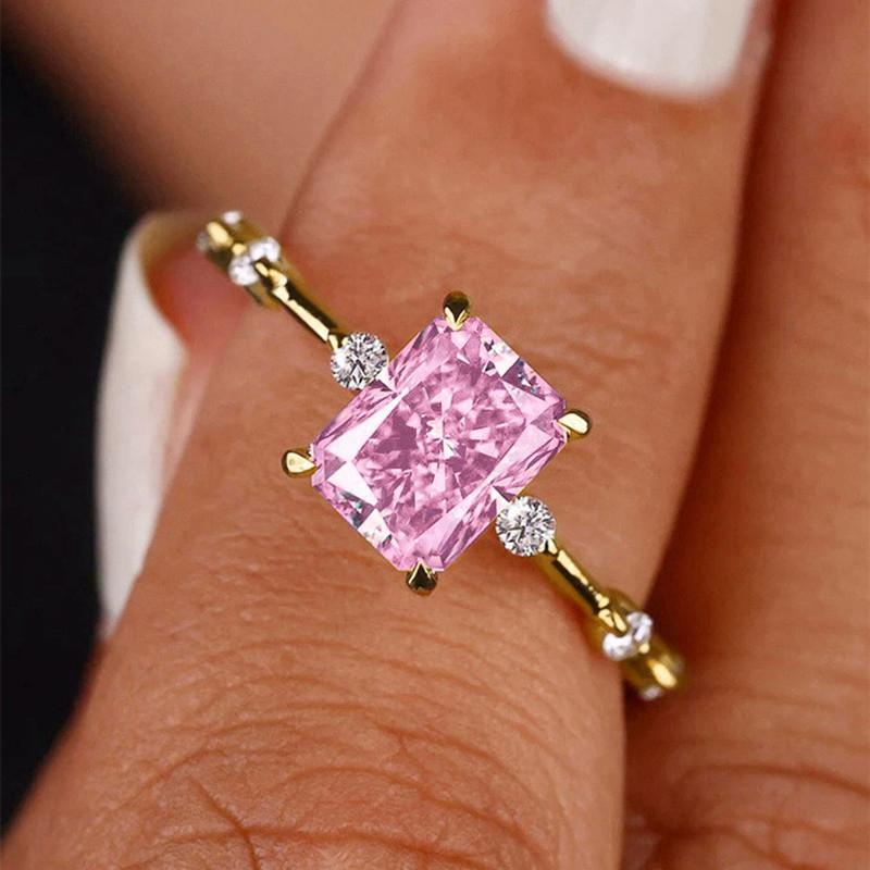 Fashion Lady Yellow Zirconia Ring Trendy Female Engagement Ceremony Jewelry Stylish Bridal Wedding Band Accessories Gift