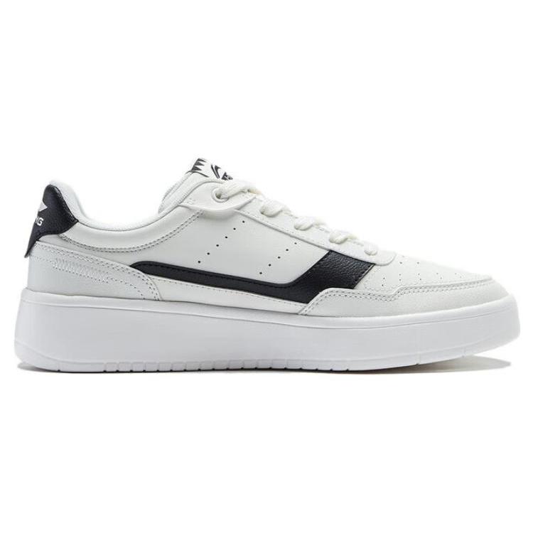 Li Ning Qingyi Non Slip Lightweight Low Top Skateboard Shoes Men's White Black AGCT401-2