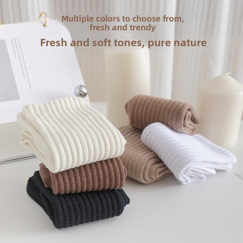 5 Pairs of Simple Solid Color Breathable Boneless Mid Calf Socks for Women In Spring and Summer