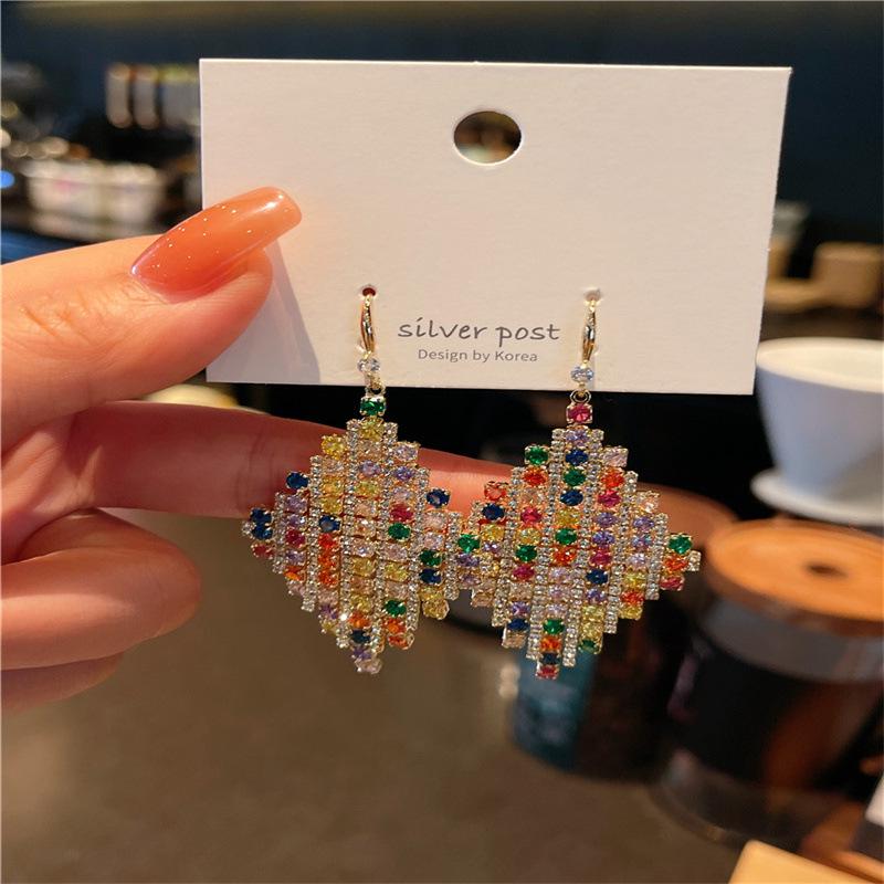 S925 Silver Needle Rhinestone Tassel Earrings - Exquisite Long Claw Chain with Colored Diamonds, European & American Style