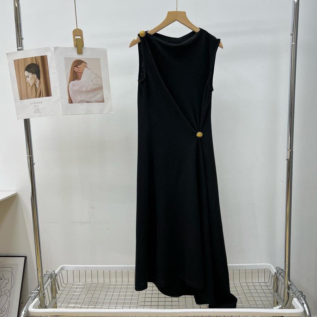 Merino Wool Blend Pleated Slimming Dress with Gold Buttons